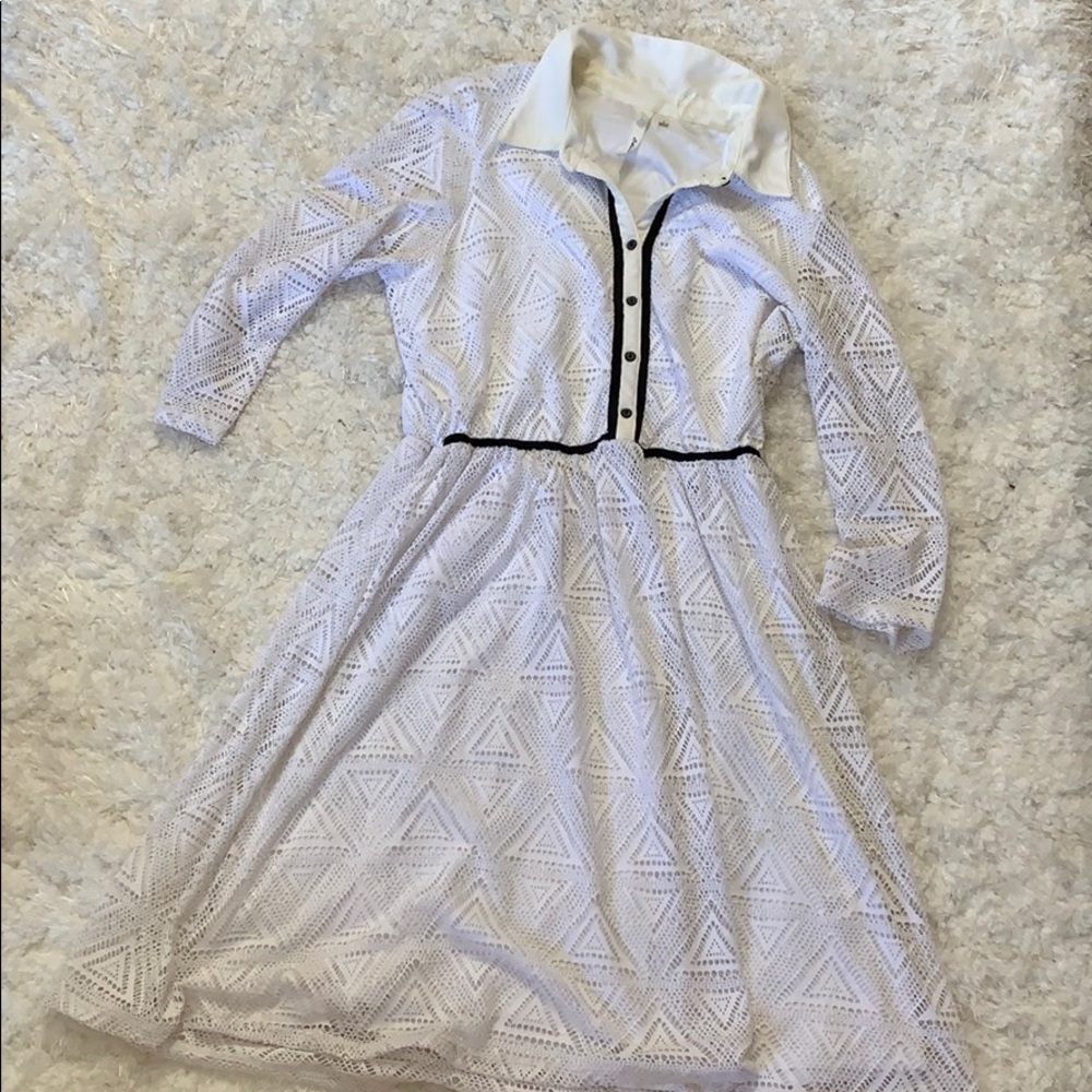 NY collection white lace patterned dress